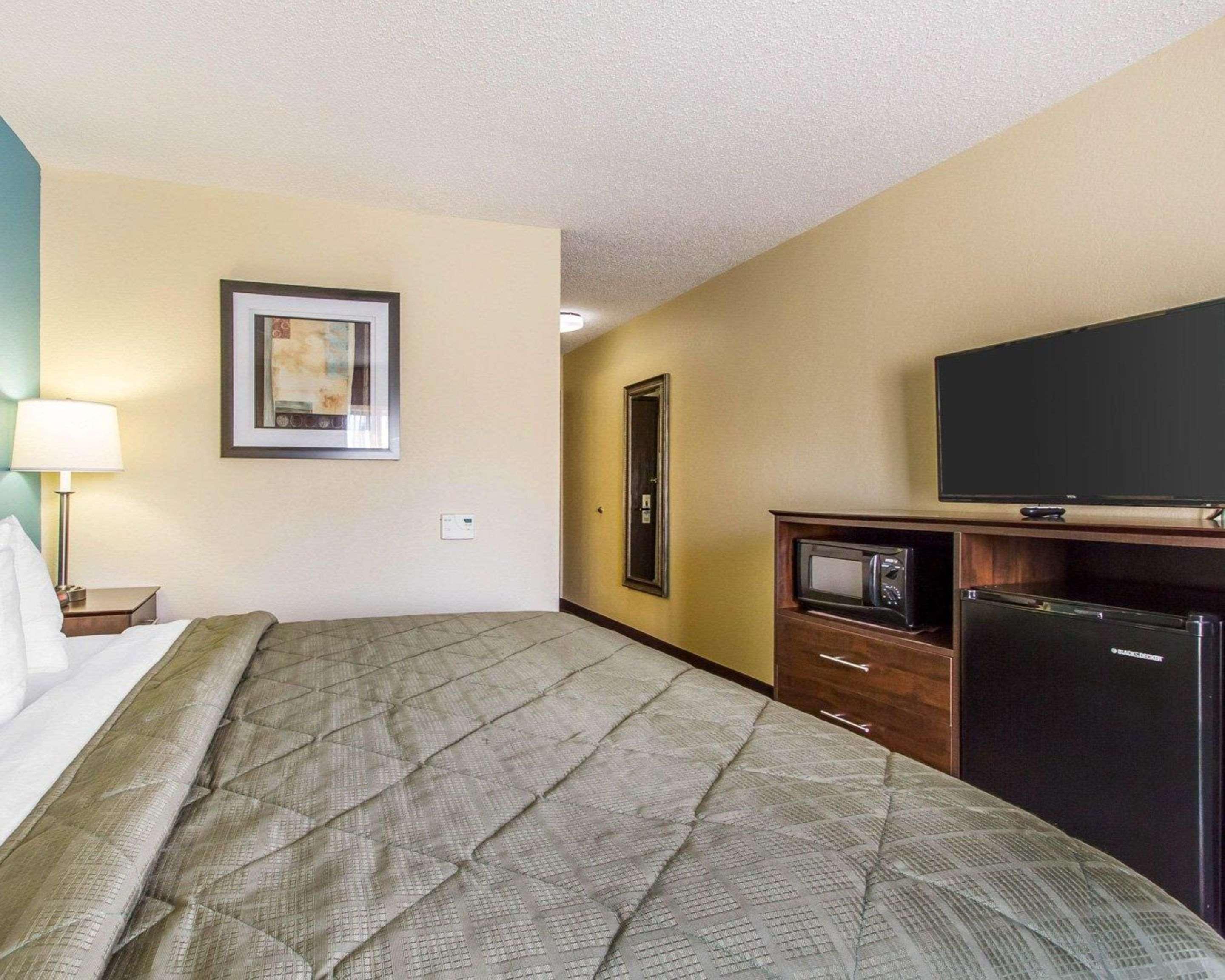 Quality Inn Murray University Area Bagian luar foto