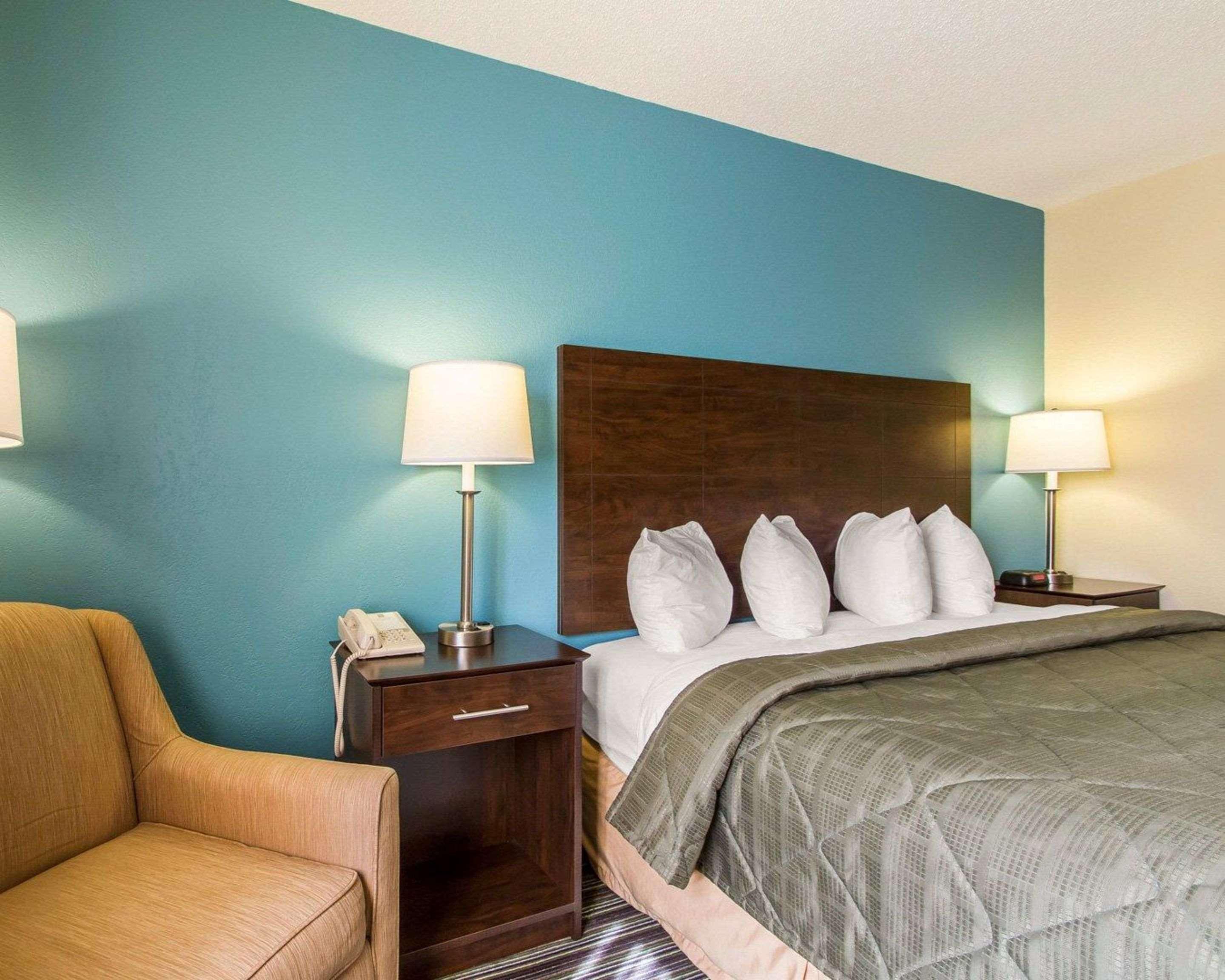 Quality Inn Murray University Area Bagian luar foto