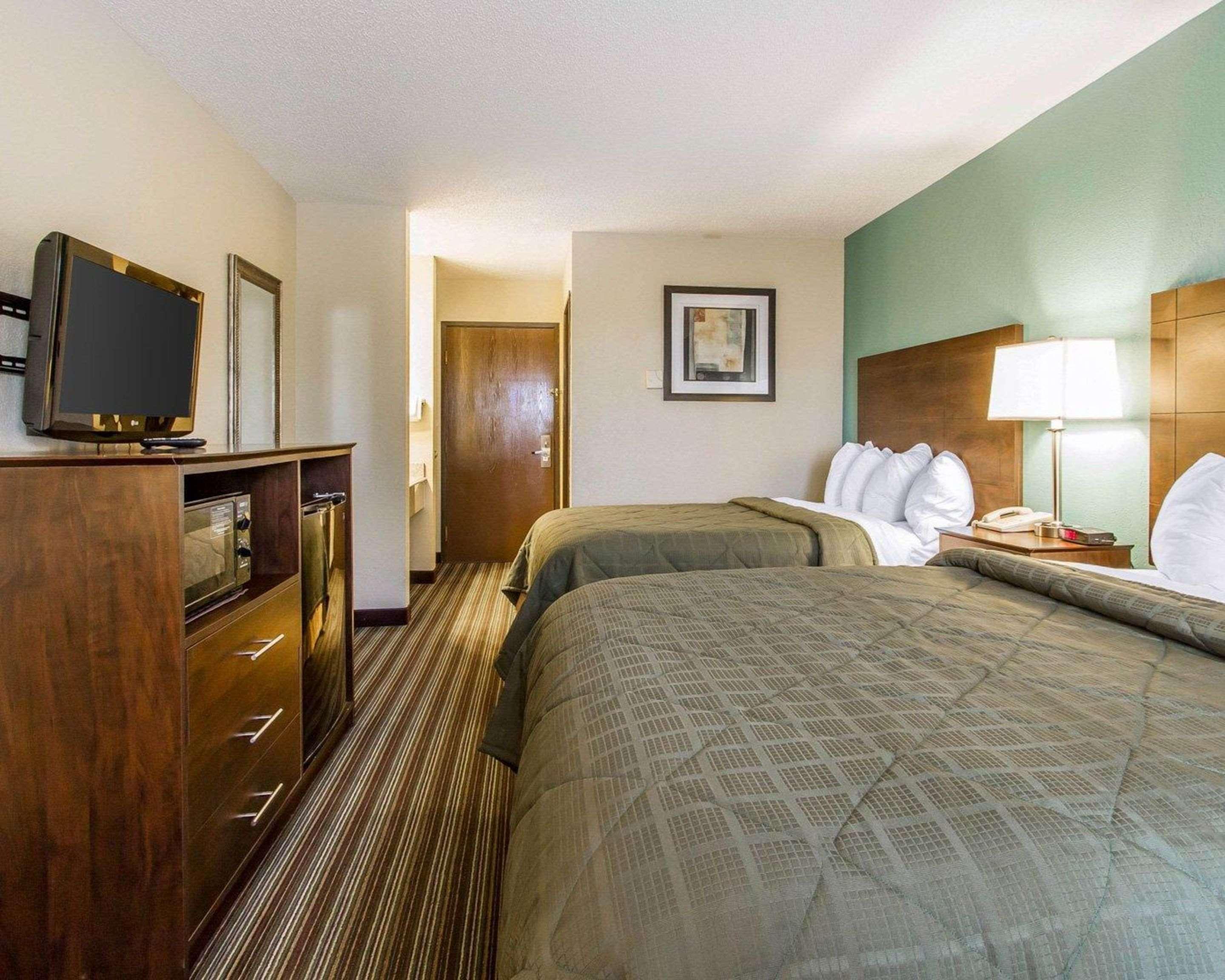 Quality Inn Murray University Area Bagian luar foto