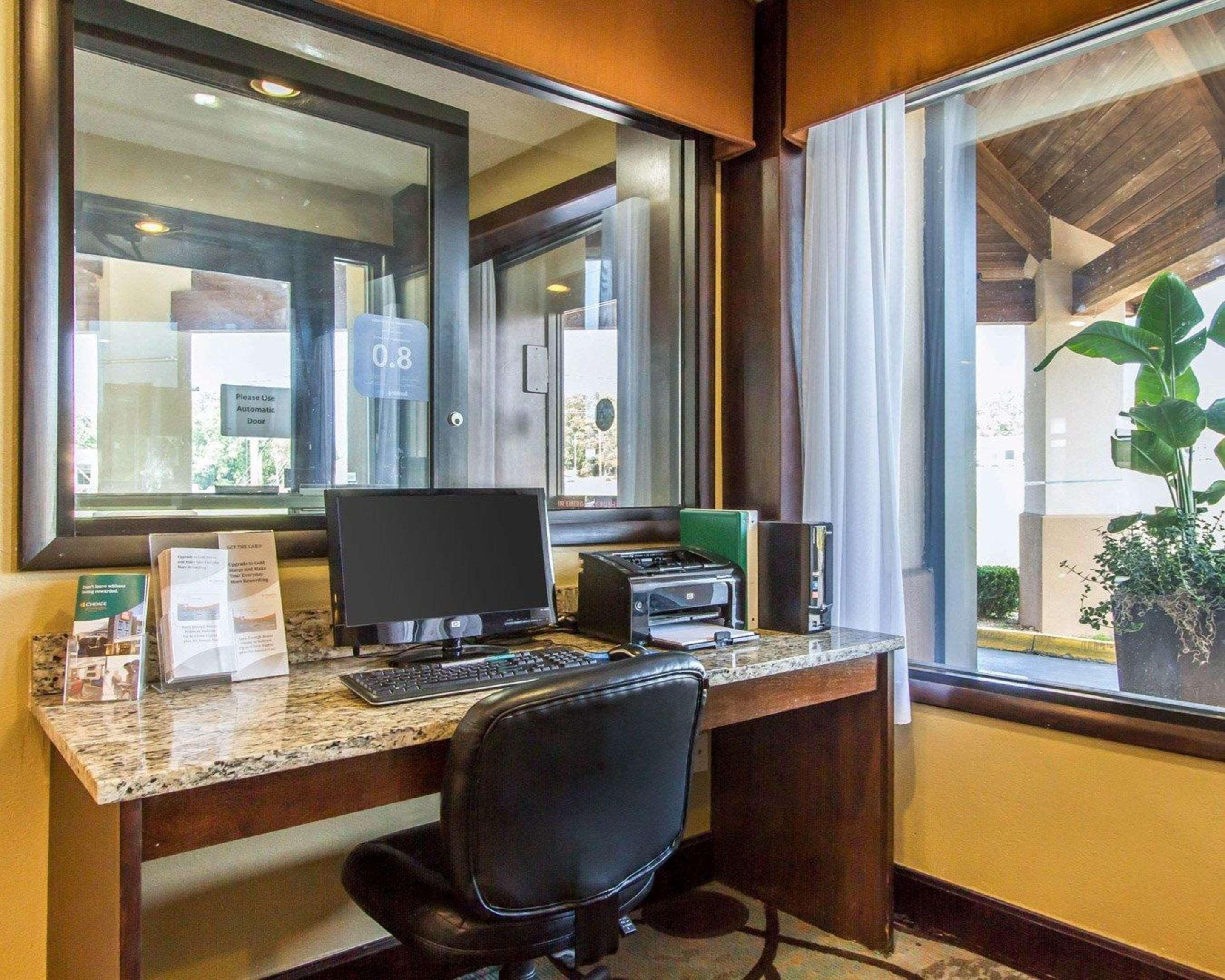 Quality Inn Murray University Area Bagian luar foto