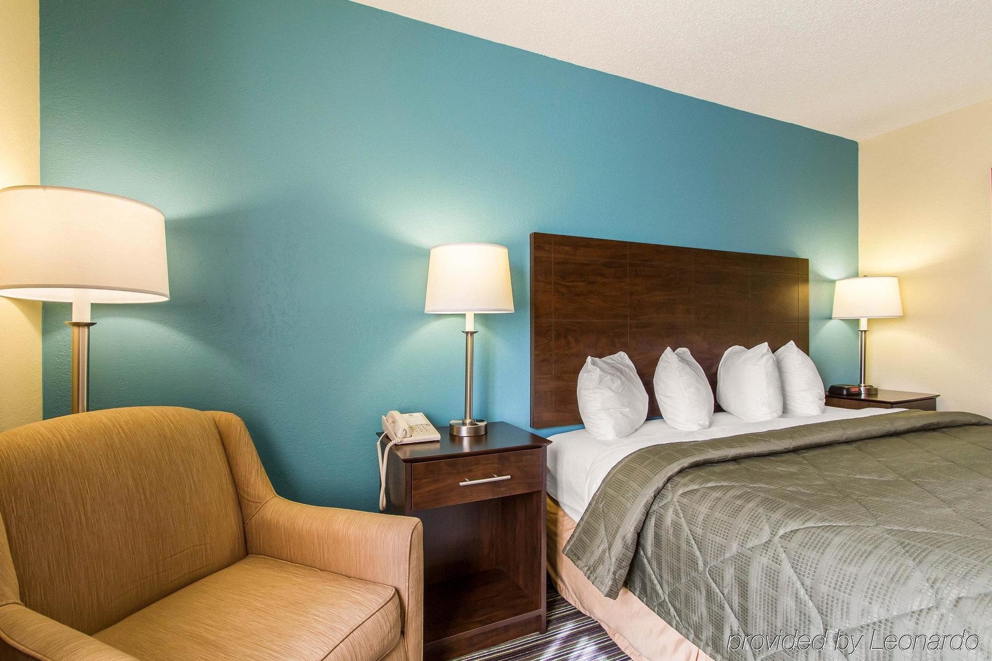 Quality Inn Murray University Area Bagian luar foto