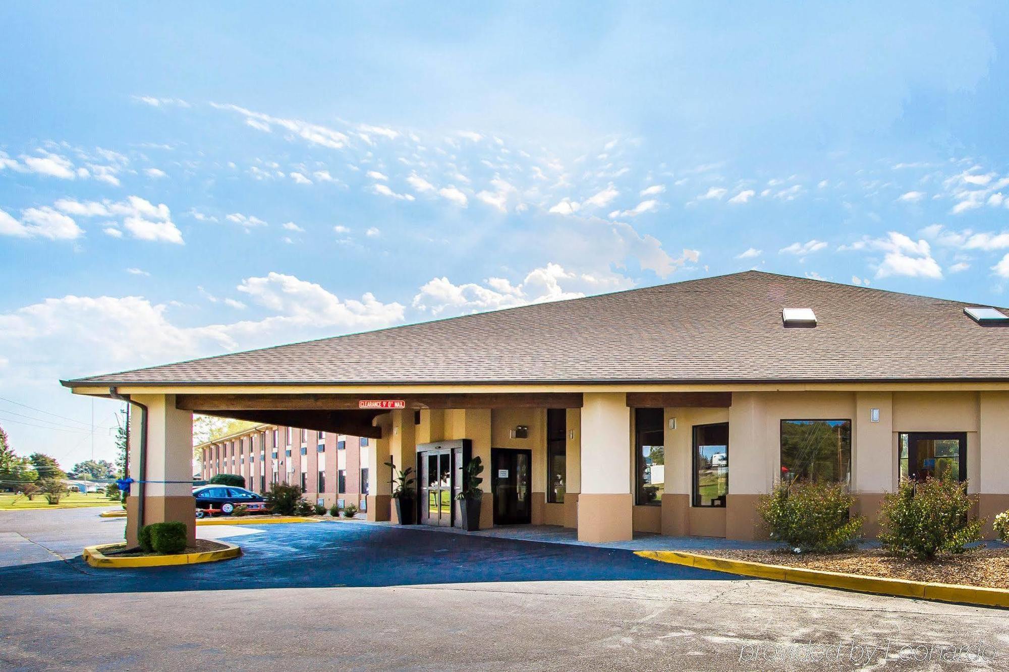 Quality Inn Murray University Area Bagian luar foto