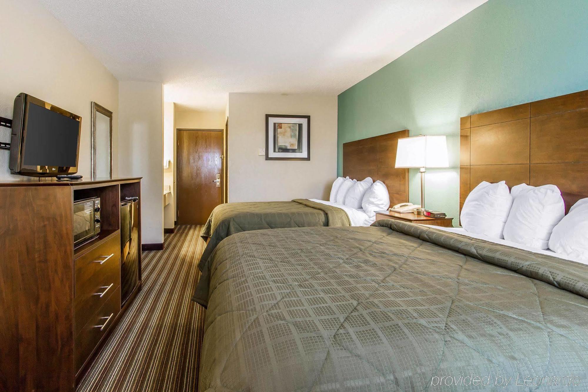 Quality Inn Murray University Area Bagian luar foto